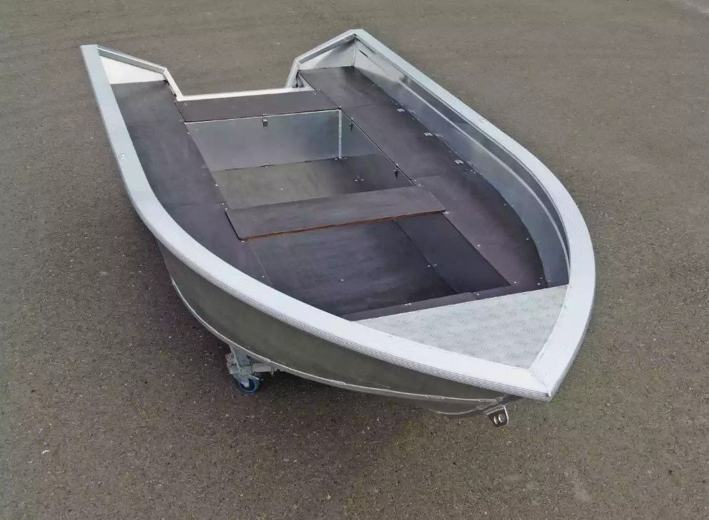 Алюминиевая лодка  Неман-420 в Ставрополе