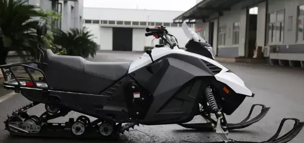 Снегоход ULAR 220 в Ставрополе