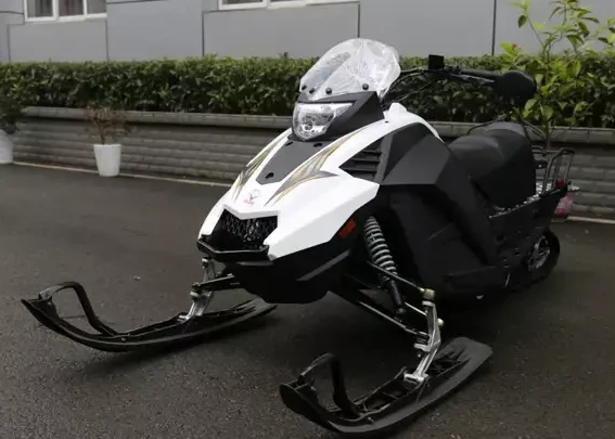 Снегоход ULAR 220 в Ставрополе