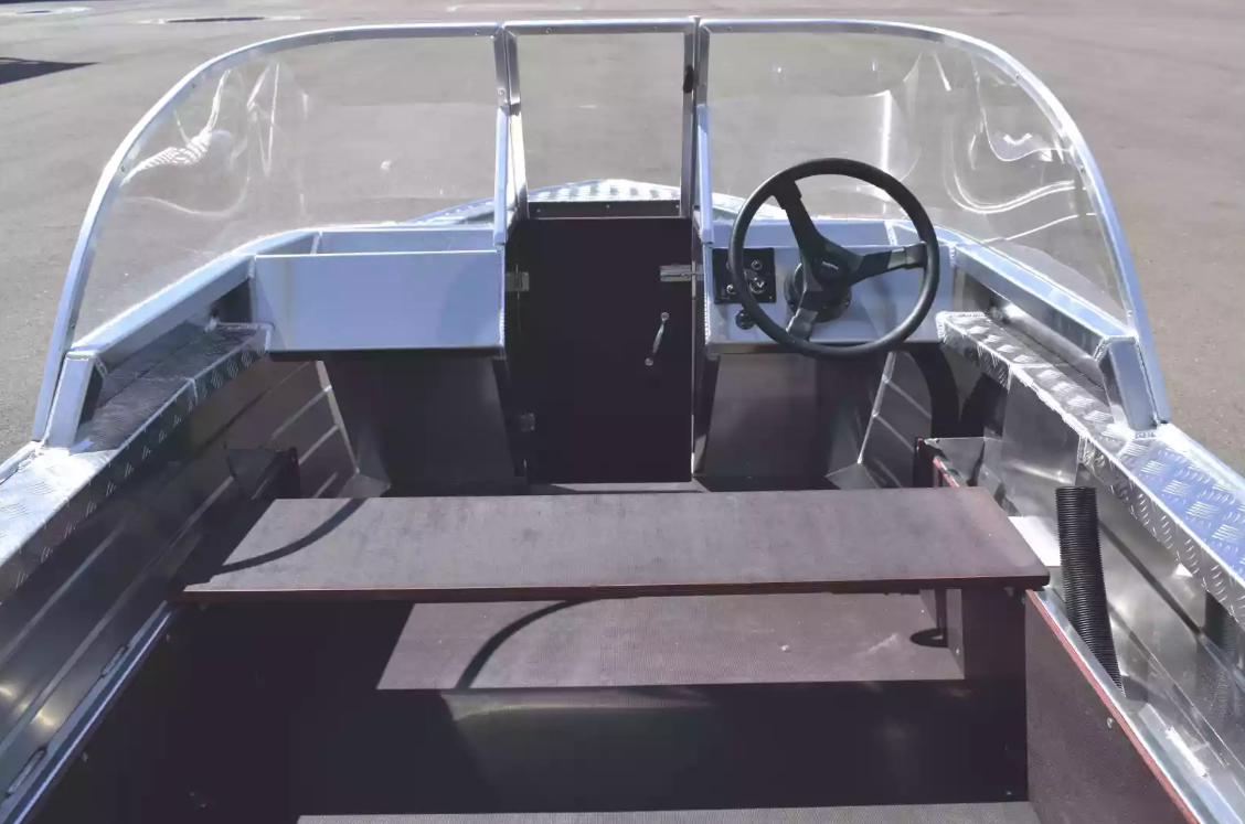 Алюминиевая лодка Wyatboat-390 DCM в Ставрополе