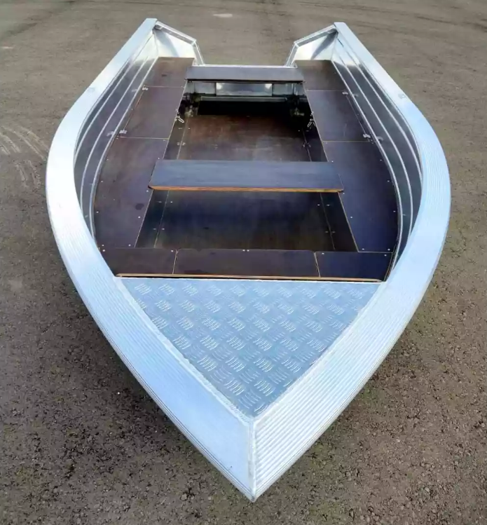 Алюминиевая лодка Неман-400 в Ставрополе