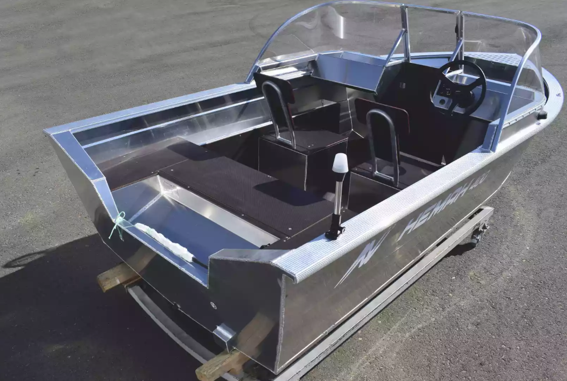 Алюминиевая лодка  Неман-400 DCM в Ставрополе