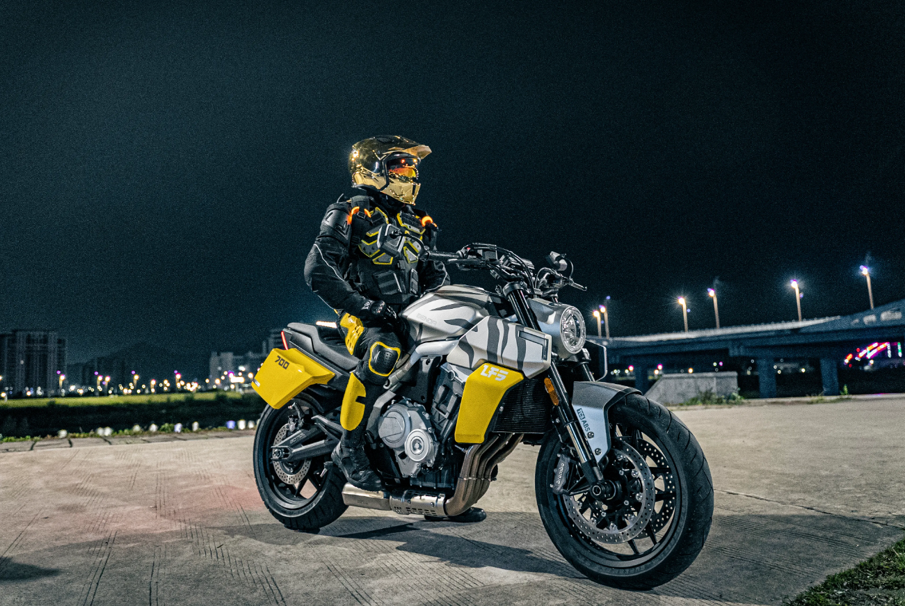 Мотоцикл Benda LFS 700 в Ставрополе