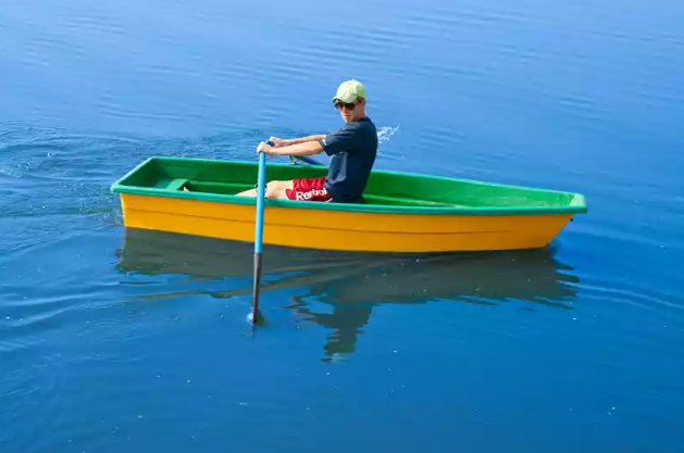 Стеклопластиковая лодка Малютка в Ставрополе