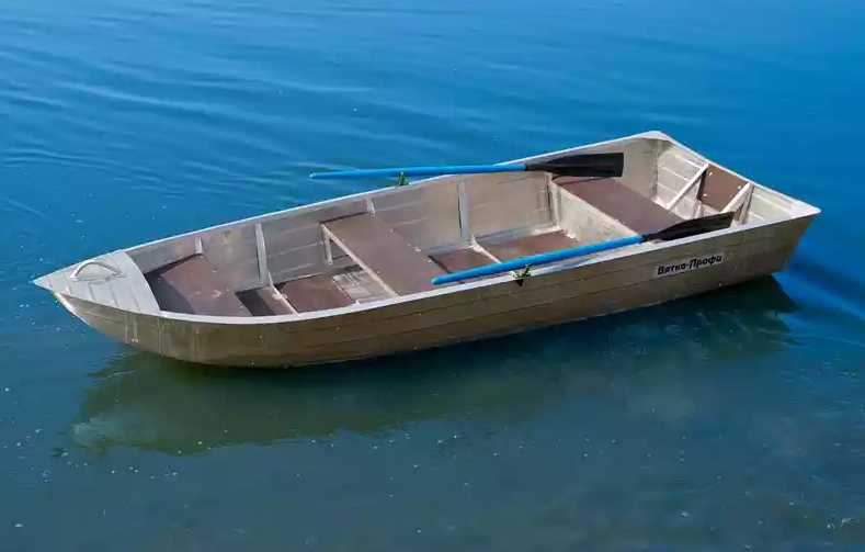 Алюминиевая лодка Вятка-Профи 32 в Ставрополе