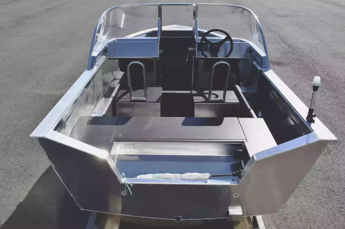 Алюминиевая лодка  Неман-400 DCM в Ставрополе