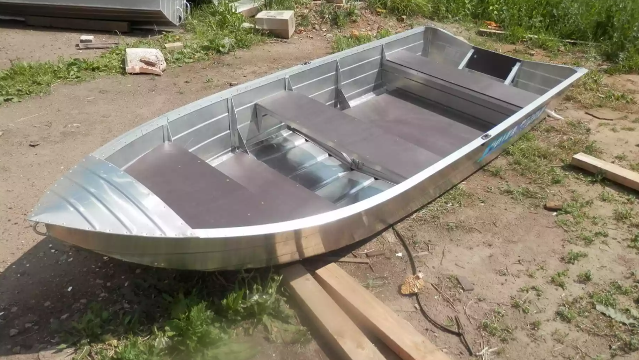 Алюминиевая лодка Вятка-Профи 32 в Ставрополе