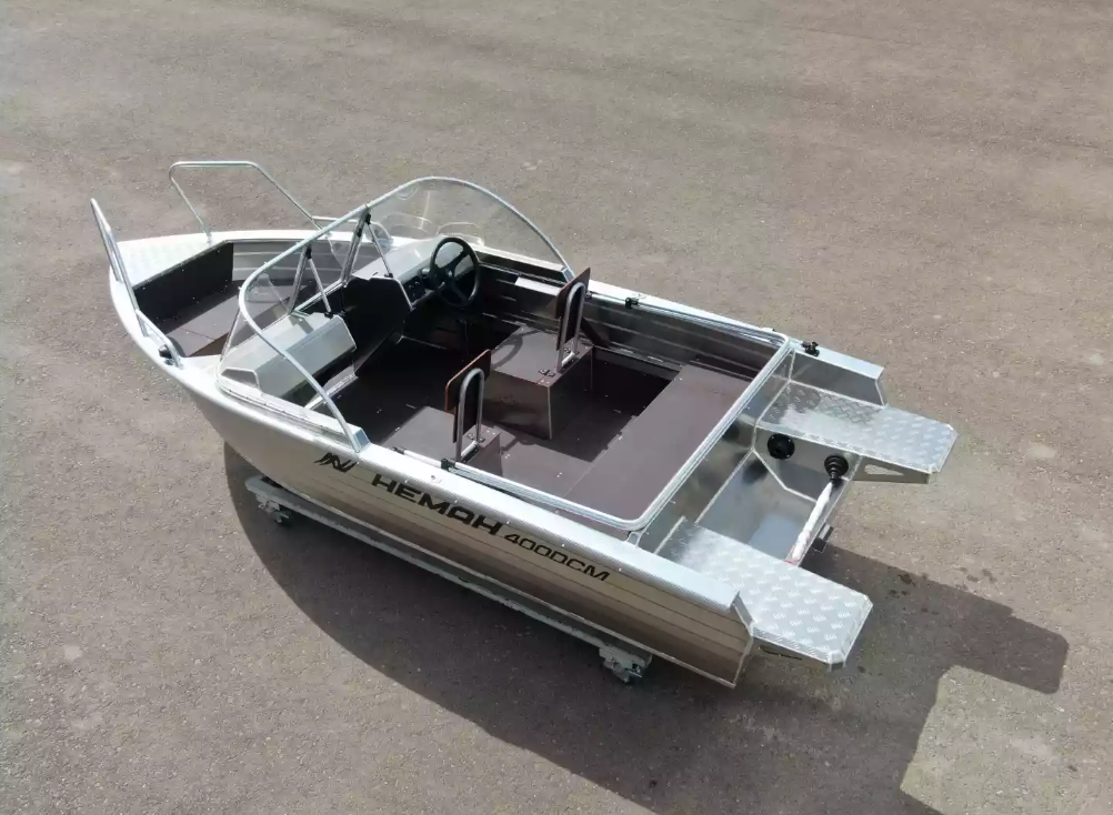 Алюминиевая лодка  Неман-400 DCM NEW в Ставрополе
