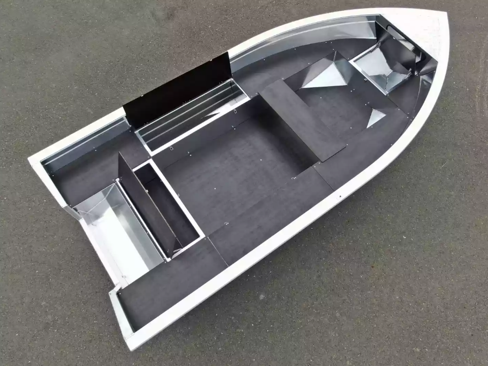 Алюминиевая лодка  Неман-420 в Ставрополе