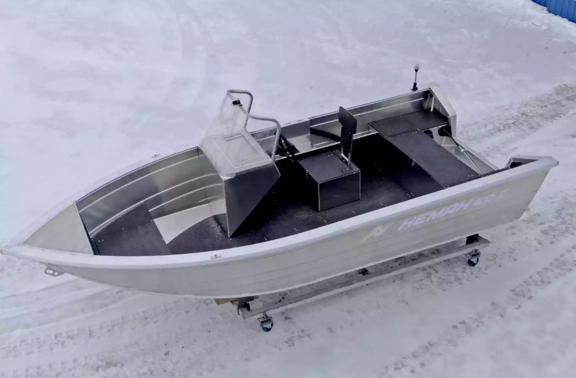 Алюминиевая лодка Неман-400 С в Ставрополе