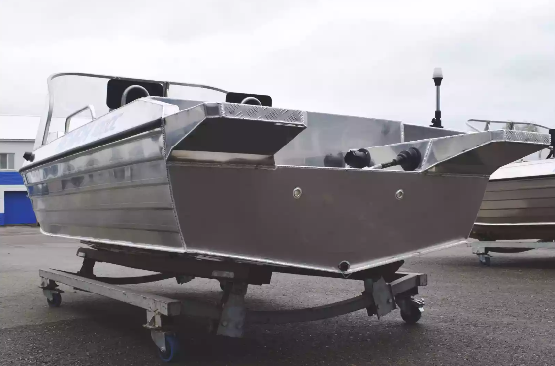 Алюминиевая лодка  Neman-400 DC в Ставрополе