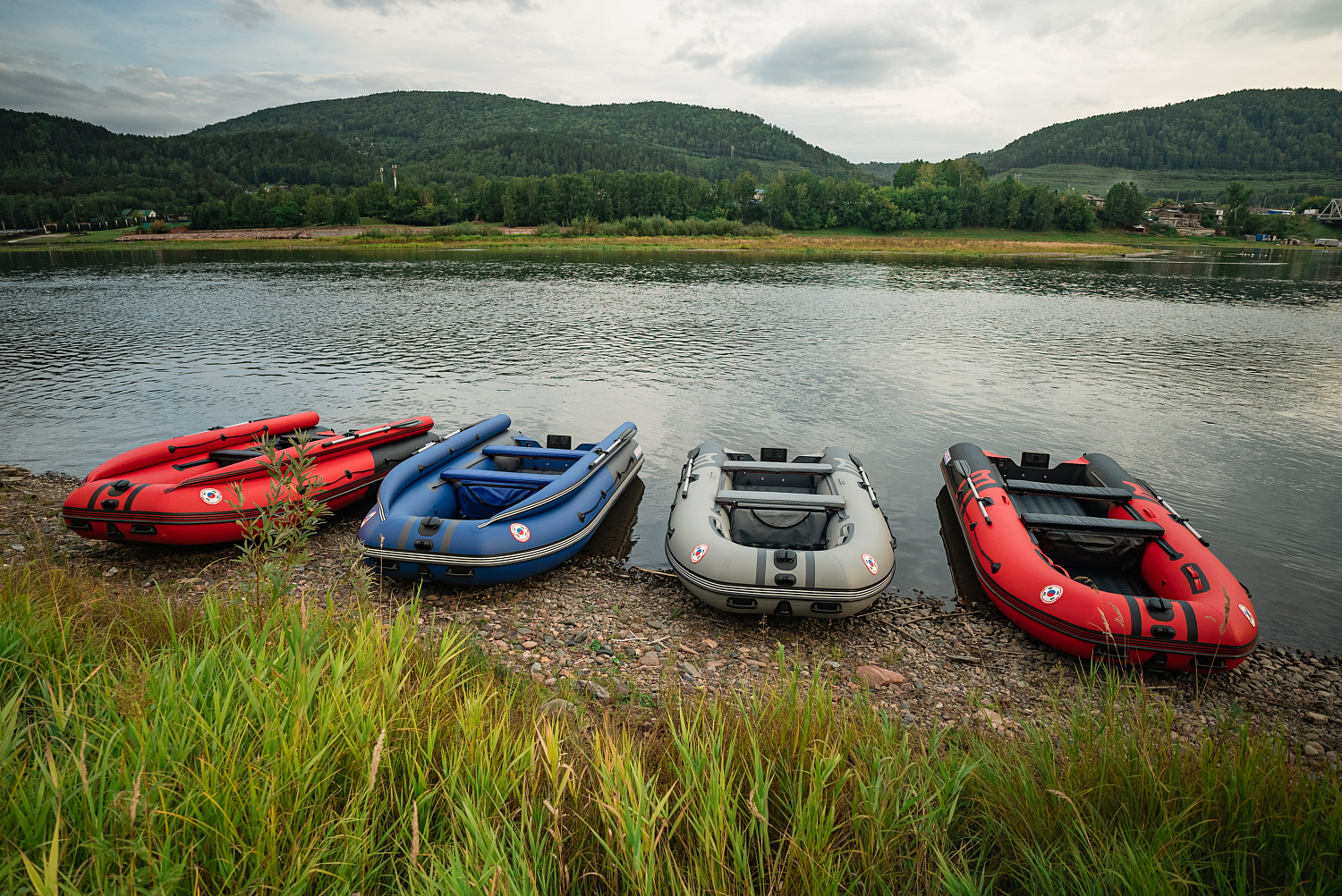 Лодка MISHIMO RIVER FJET PRO 400 под водомет в Ставрополе