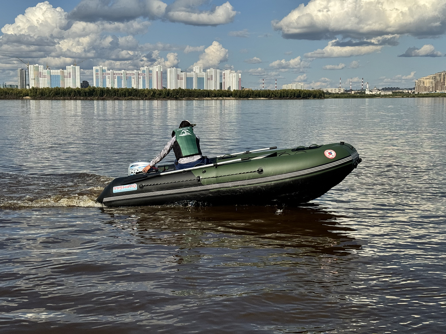 Лодка MISHIMO BIG FLOOR 400 в Ставрополе