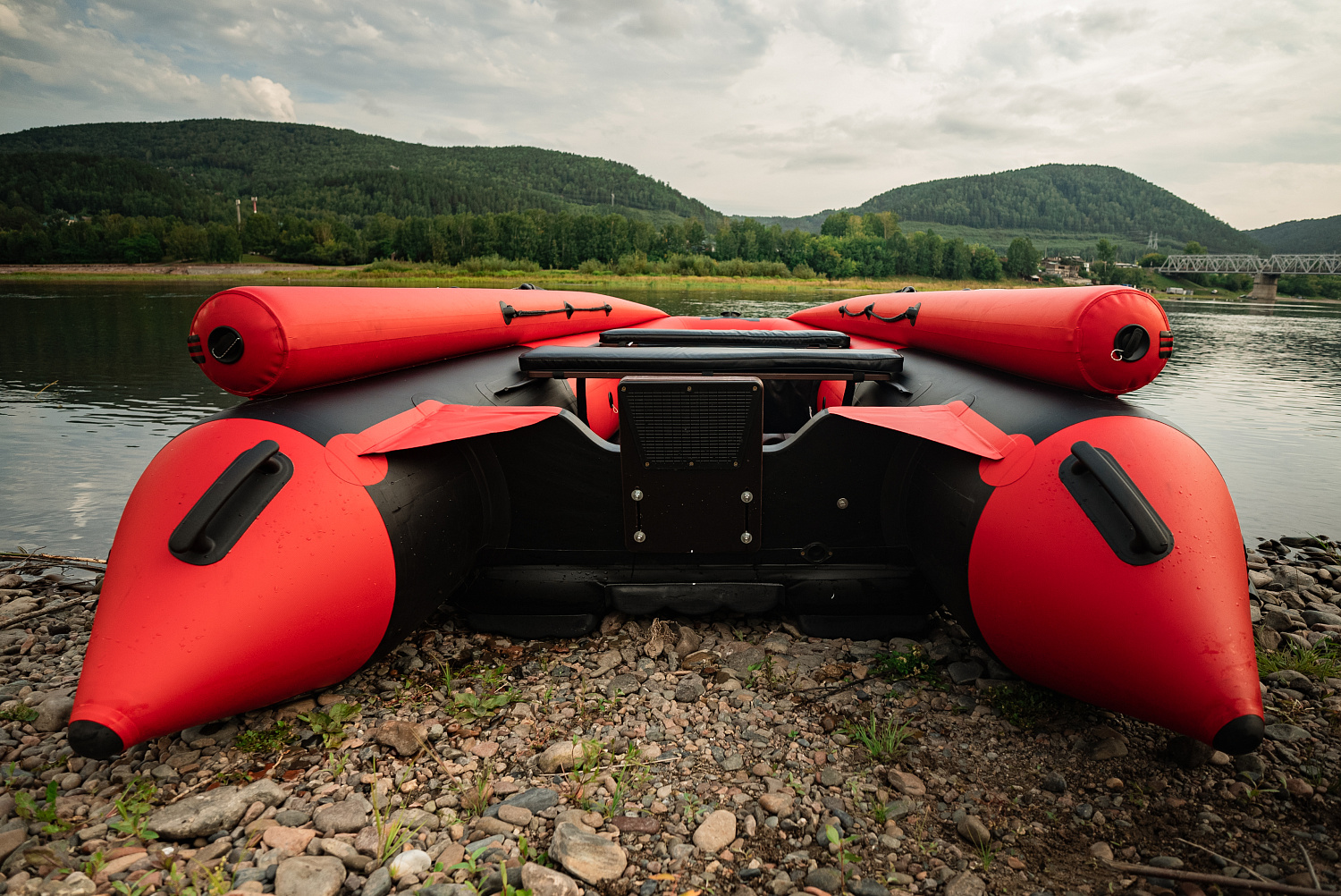 Лодка MISHIMO RIVER FJET PRO 400 под водомет в Ставрополе