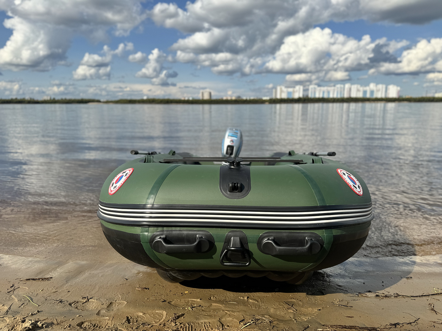 Лодка MISHIMO BIG FLOOR 400 в Ставрополе