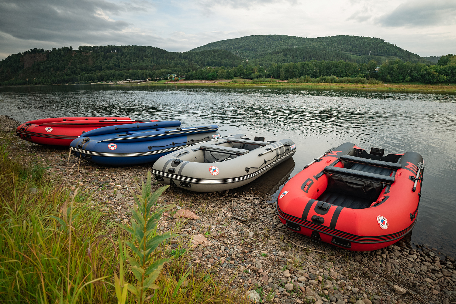 Лодка MISHIMO RIVER FJET PRO 400 под водомет в Ставрополе