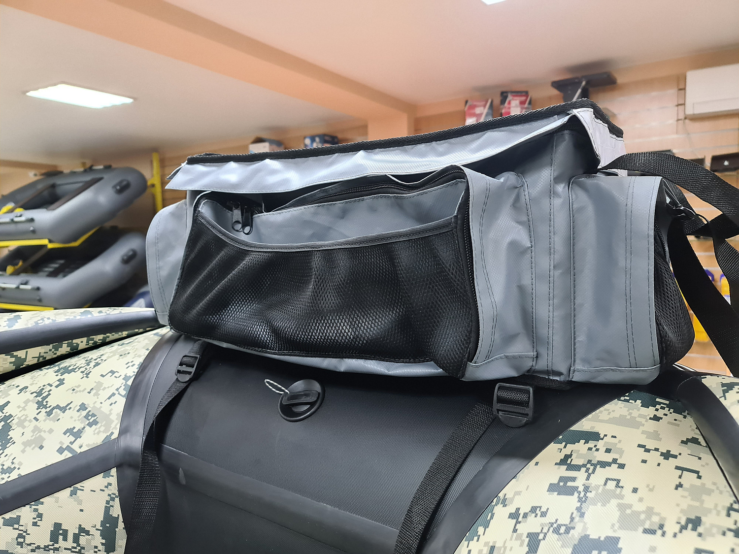 СУМКА ЛЮКС НА БАЛЛОН ДЛЯ ЛОДОК ПВХ 50Х25Х25 СМ в Ставрополе