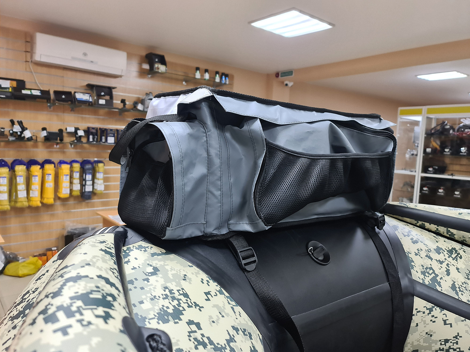 СУМКА ЛЮКС НА БАЛЛОН ДЛЯ ЛОДОК ПВХ 50Х25Х25 СМ в Ставрополе